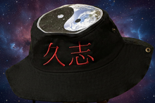 Load image into Gallery viewer, Hasashi Bucket Hats
